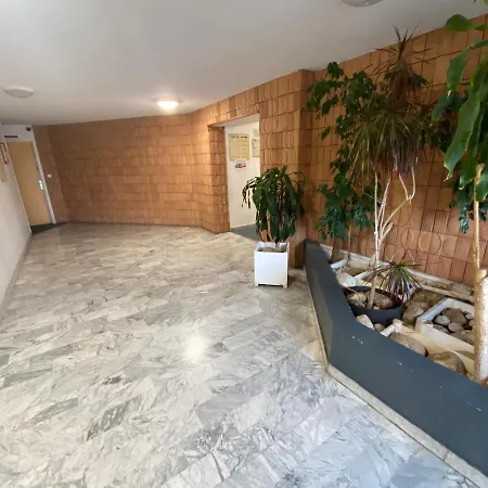 Le Pharo Avec Piscine آجد