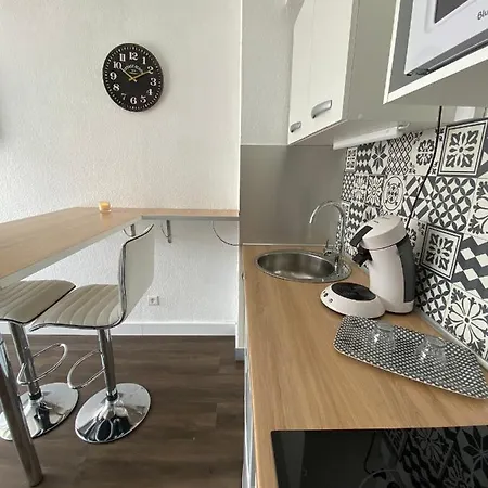 Apartment Le Pharo Avec Piscine *