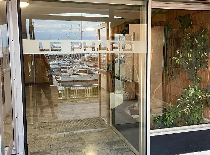 Apartment Le Pharo Avec Piscine Agde